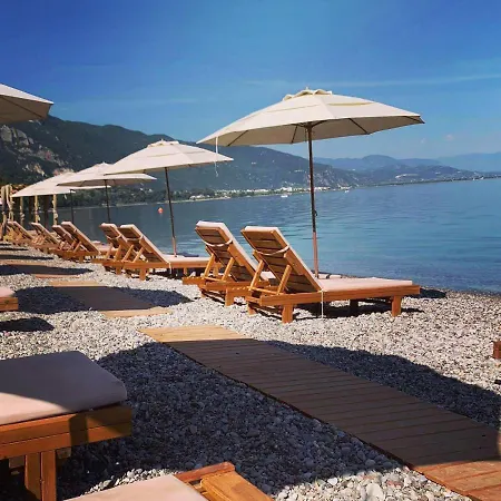 Villa Asproneri Beach, *